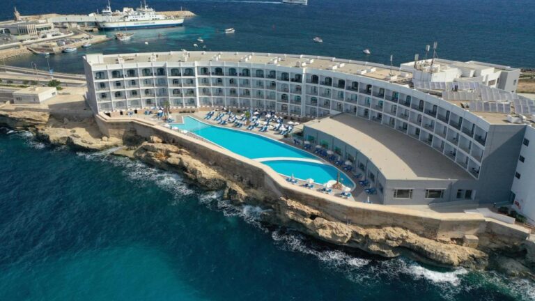 het paradise bay resort op malta