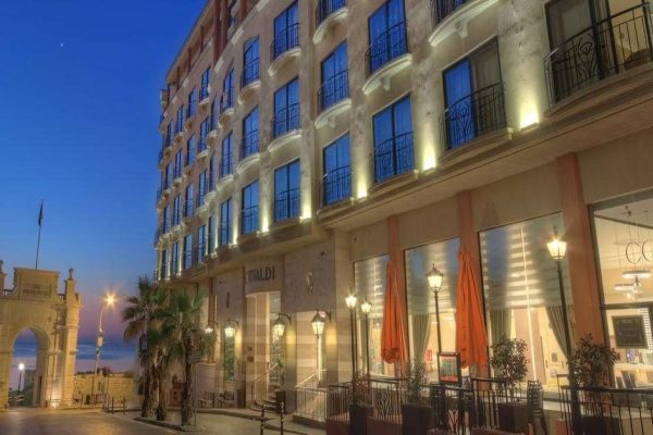 Golden tulip vivaldi in st julians op malta