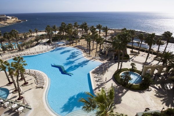Hilton Malta Zwembad