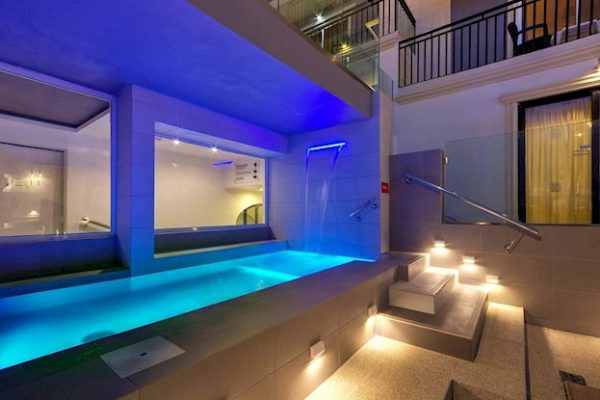 spa van pergola spa