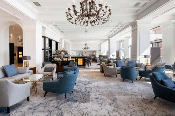 bar en lounge van starwood the westin dragonara resort
